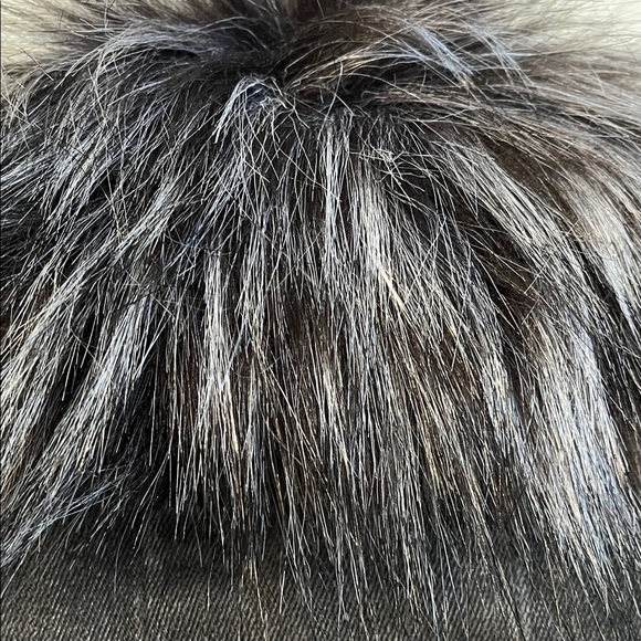 NWOT Michael Kors Black Denim Jean Jacket Faux Fur Collar Removeable, Size M - Picture 9 of 14